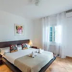 Villa Arena Blanca *